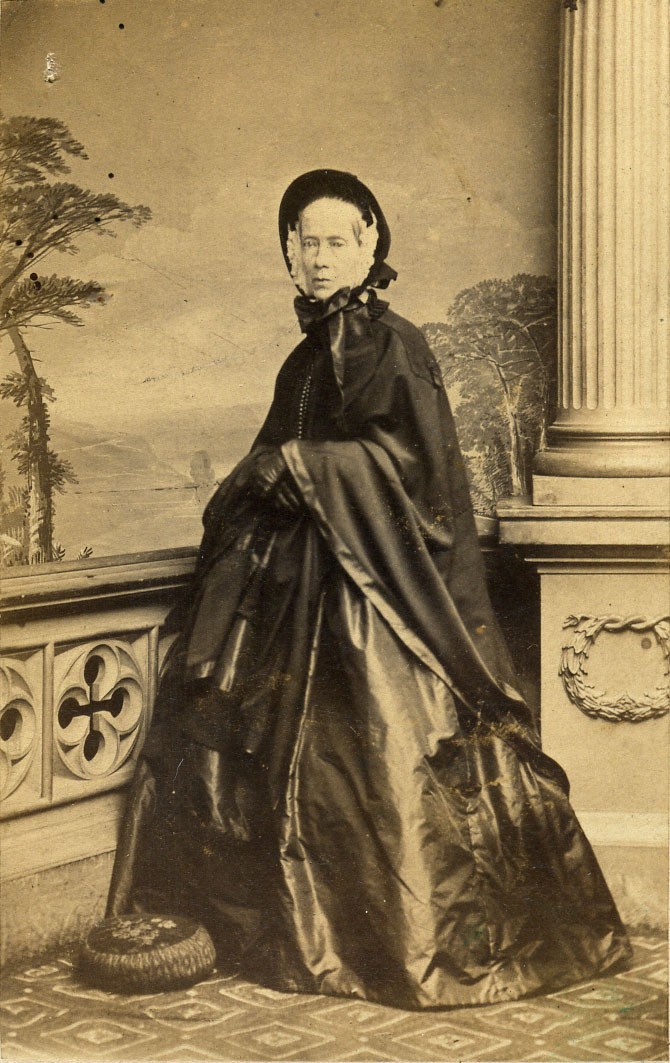 Lady Elizabeth Douglas-Irvine (1798-1864)