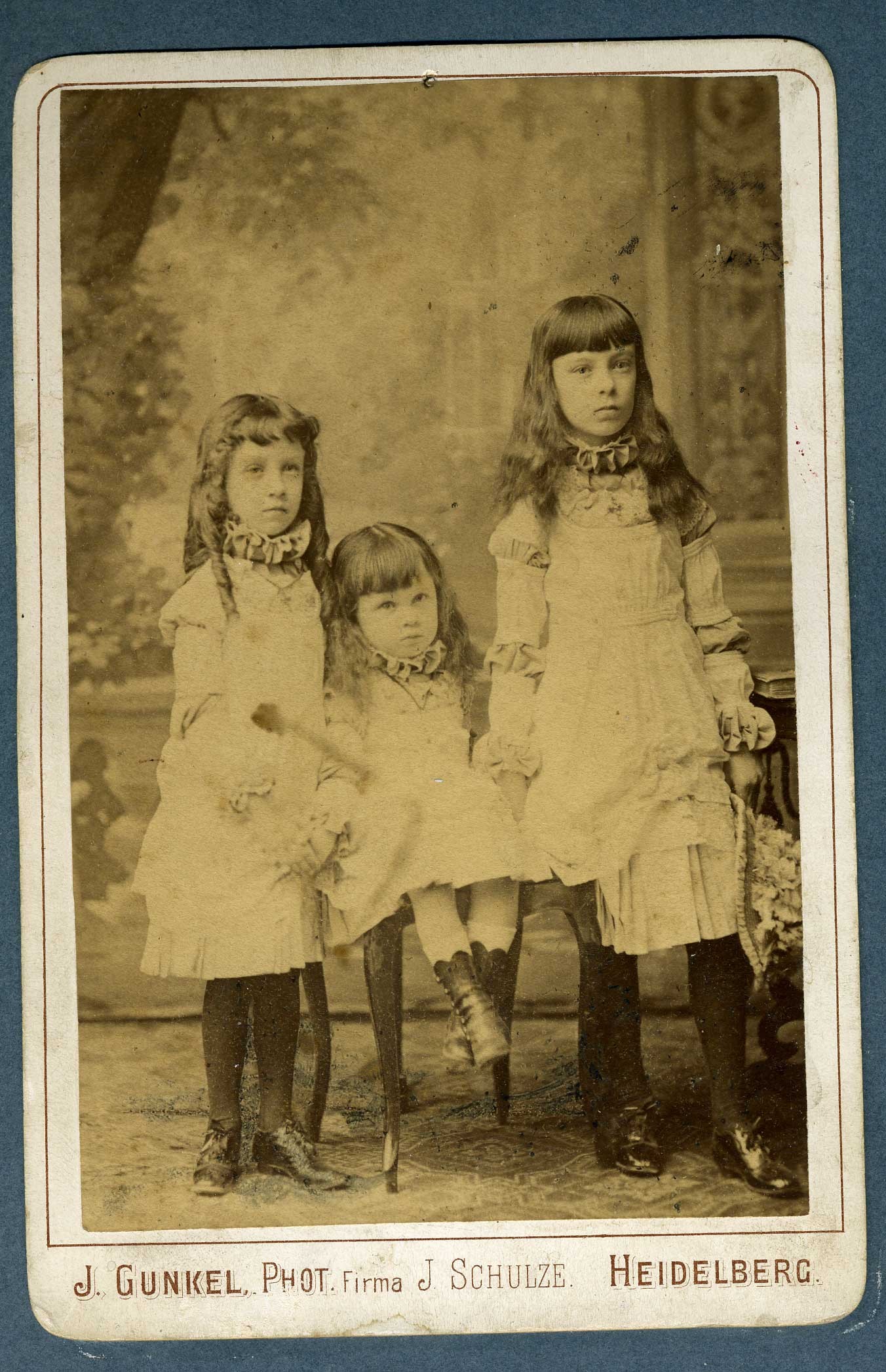 Lucy, Elizabeth & Helen, the daughters of Walter Douglas-Irvine